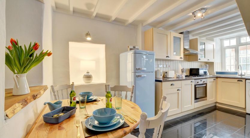 Photo of 2 Bed in West Down