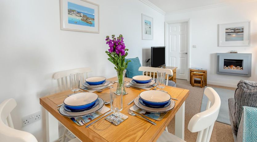 Photo of 2 Bed in St Ives