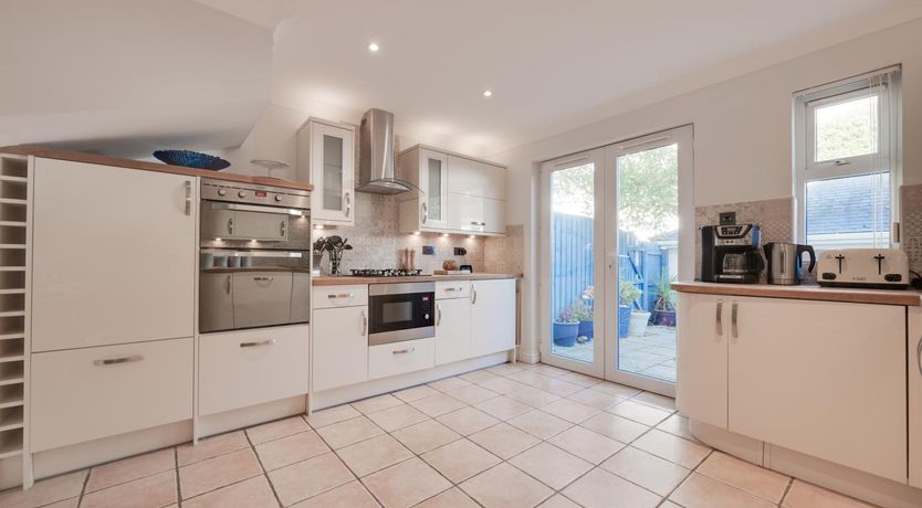 Photo of 3 Bed in Torquay