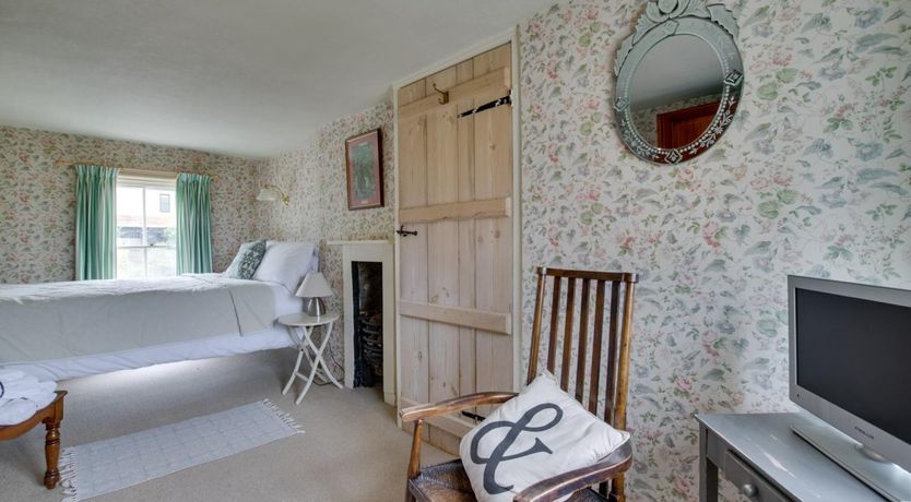 Photo of 2 Bed in Long Melford