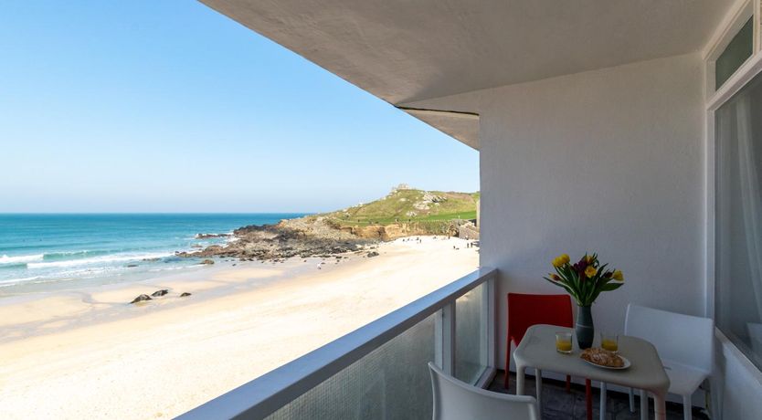 Photo of 2 Bed in St Ives