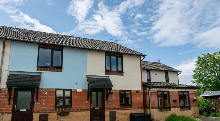 Photo of 2 Bed in Newton