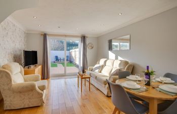 2 Bed in Newton Holiday Home