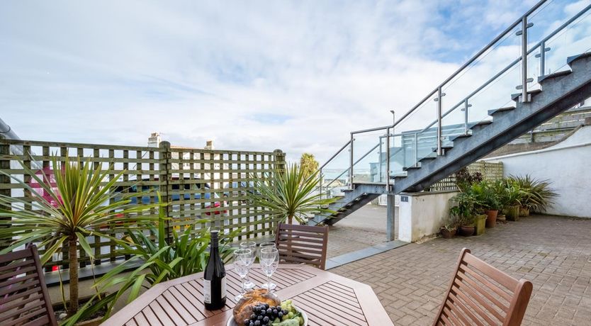 Photo of 2 Bed in St Ives