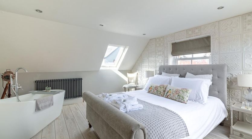 Photo of 1 Bed in Holt