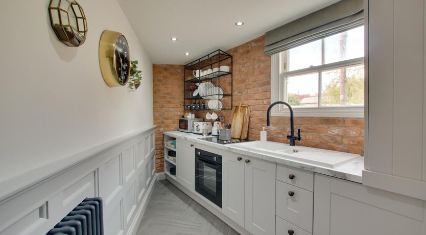 Photo of 1 Bed in Holt