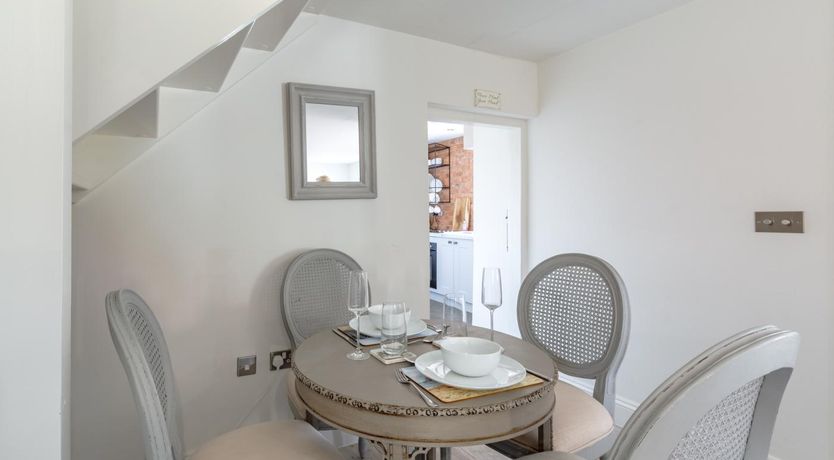 Photo of 1 Bed in Holt