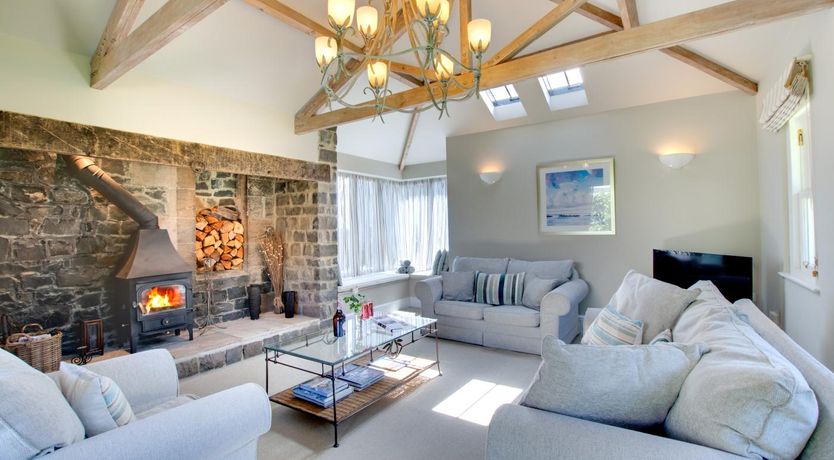 Photo of 5 Bed in Embleton