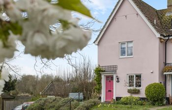 2 Bed in Halesworth Holiday Home