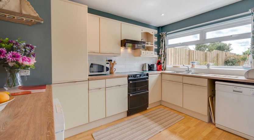 Photo of 4 Bed in Seahouses