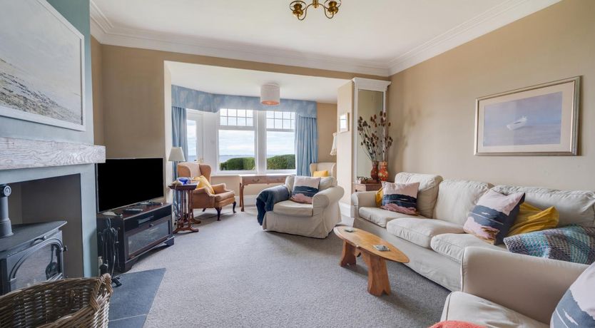 Photo of 4 Bed in Seahouses