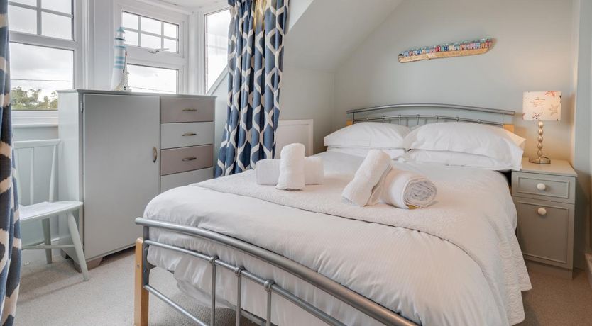 Photo of 4 Bed in Seahouses