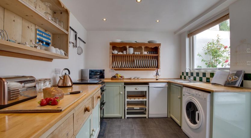 Photo of 3 Bed in St Ives