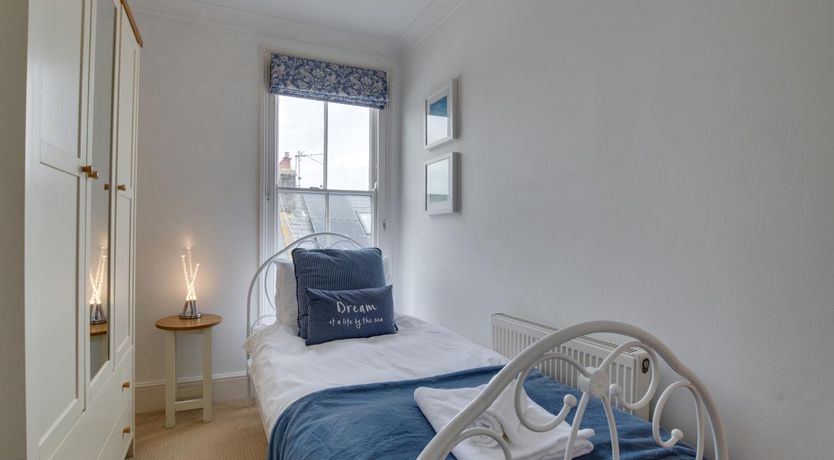 Photo of 3 Bed in St Ives