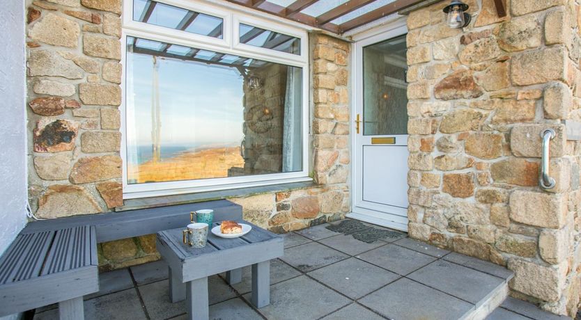 Photo of 2 Bed in St Ives