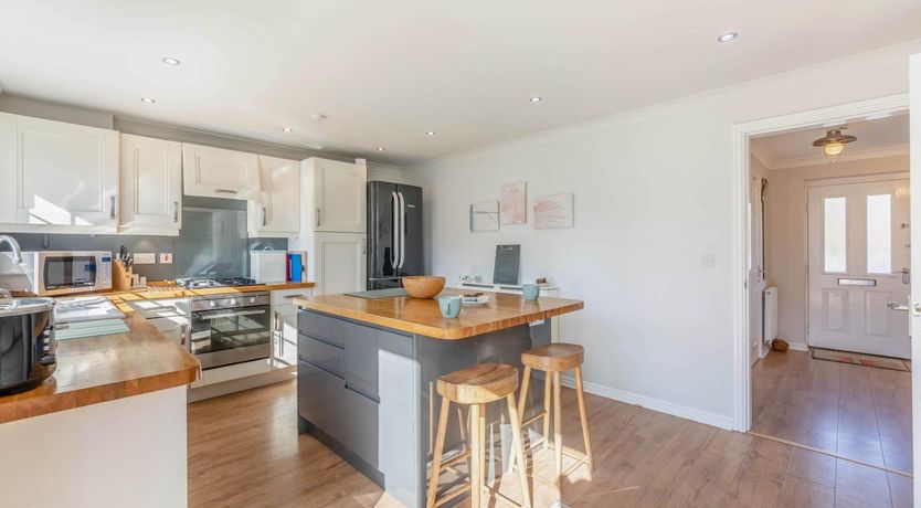 Photo of 4 Bed in Seahouses