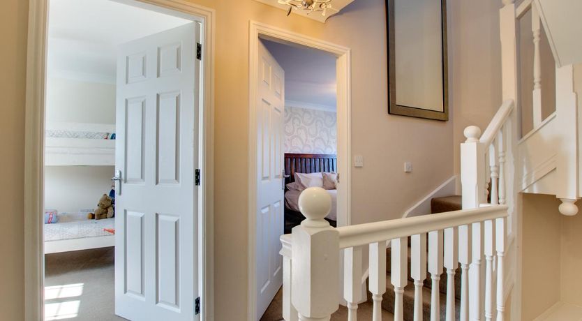 Photo of 6 Bed in Seahouses