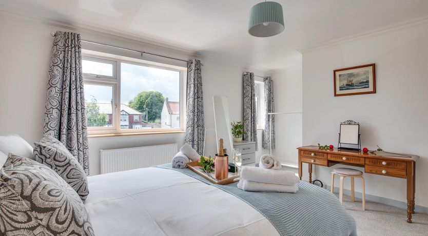 Photo of 4 Bed in Whitby