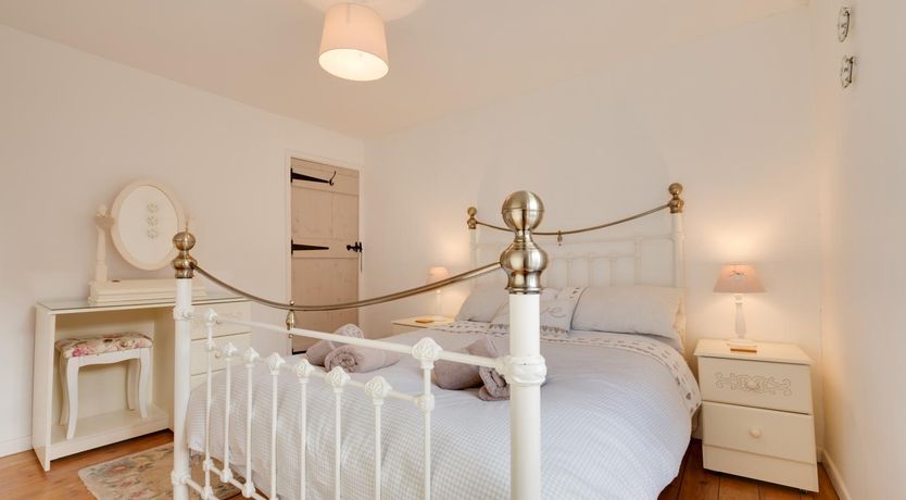 Photo of 3 Bed in Holt