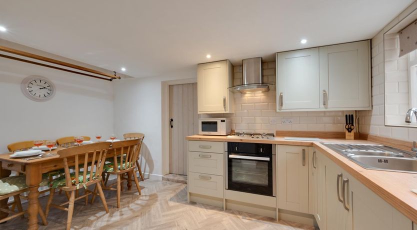 Photo of 3 Bed in Holt