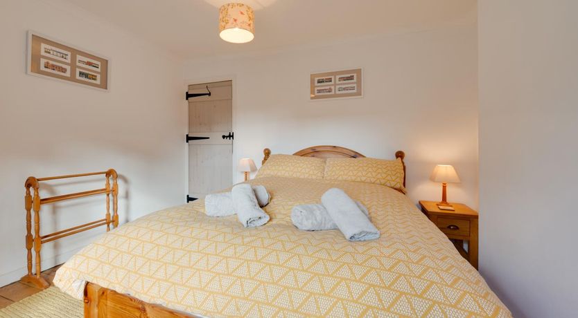 Photo of 3 Bed in Holt