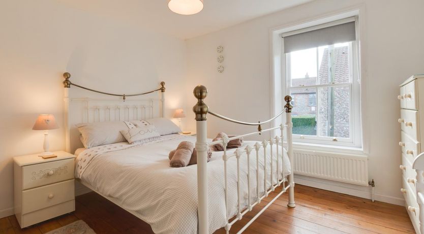 Photo of 3 Bed in Holt
