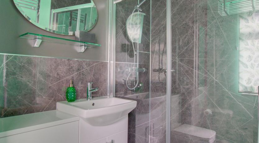 Photo of 2 Bed in Felixstowe