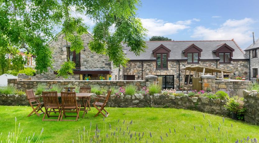 Photo of 2 Bed in Bodorgan
