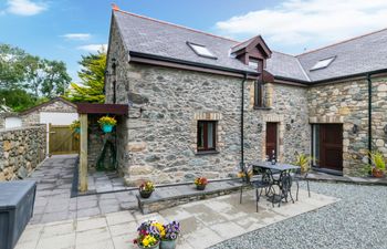 2 Bed in Bodorgan Holiday Home