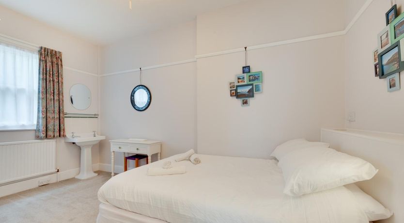 Photo of 3 Bed in Salcombe