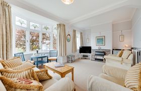 Photo of 3-bed-in-salcombe