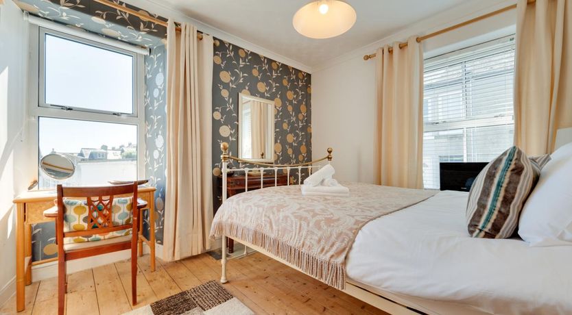 Photo of 3 Bed in St Ives