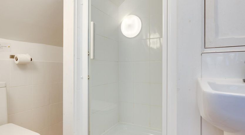 Photo of 3 Bed in St Ives