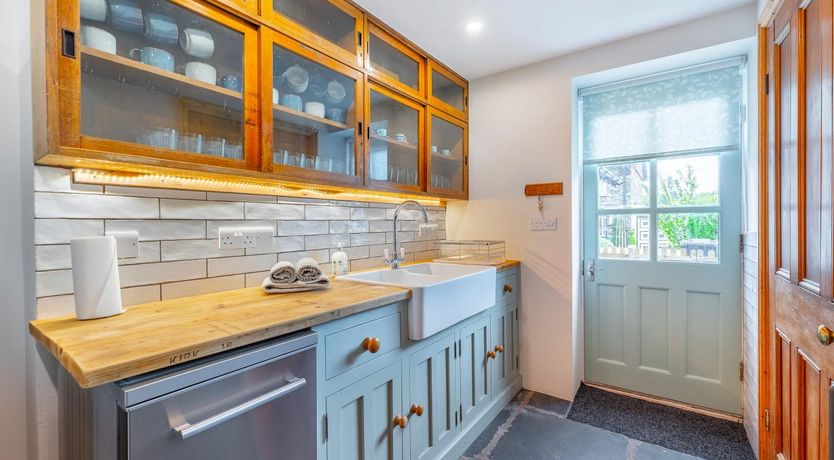 Photo of 4 Bed in Troutbeck Bridge