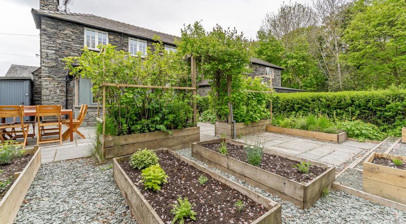 Photo of 4 Bed in Troutbeck Bridge