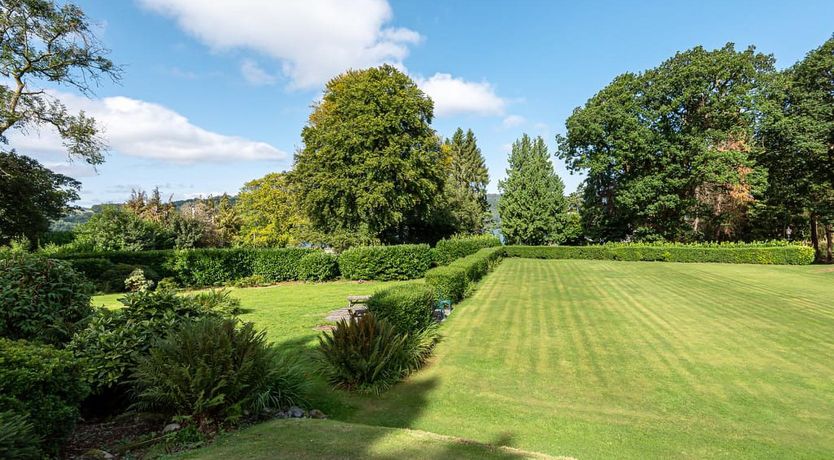 Photo of 2 Bed in Bowness On Windermere