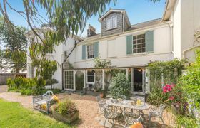 Photo of 4-bed-in-barnstaple