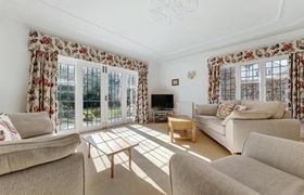 Photo of 3-bed-in-bowness-on-windermere-2