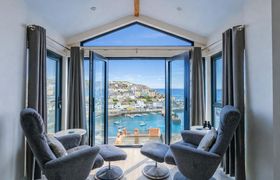 Photo of 4-bed-in-brixham-3
