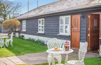 1 Bed in Old Hall Green Holiday Home