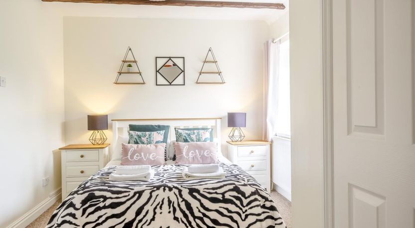 Photo of 2 Bed in Shanklin