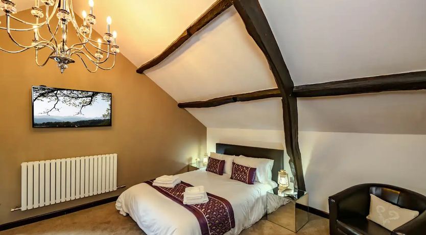 Photo of 7 Bed in Kendal