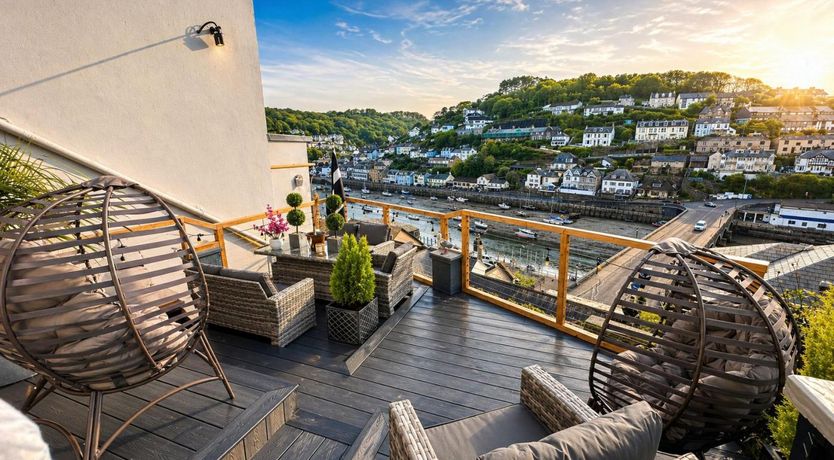 Photo of 4 Bed in Looe