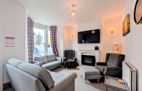 Photo of 4-bed-in-keswick-1