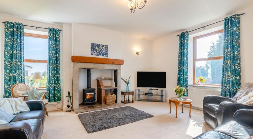 Photo of 6 Bed in Blackburn