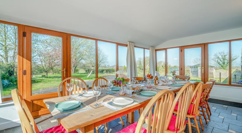 Photo of 6 Bed in Blackburn