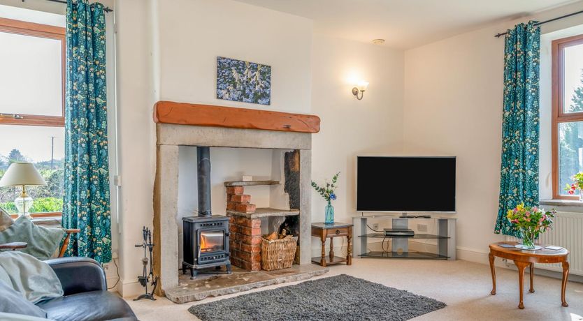 Photo of 6 Bed in Blackburn