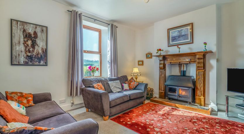 Photo of 6 Bed in Blackburn