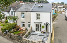 Photo of 3-bed-in-mumbles-12