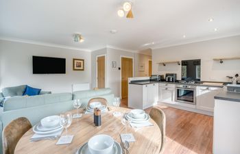 2 Bed in Ochiltree Holiday Home